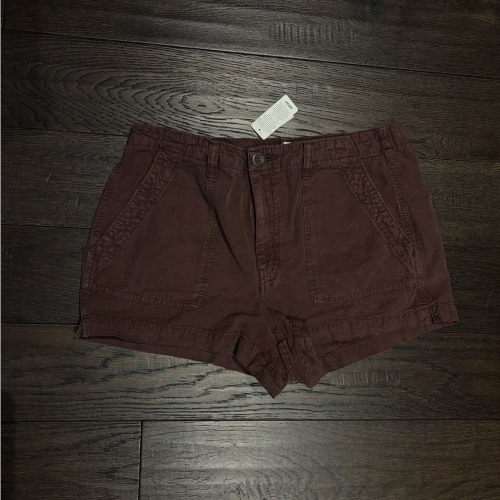 NEVER WORN WITH TAGS AERIE BROWN CARGO SHORTS